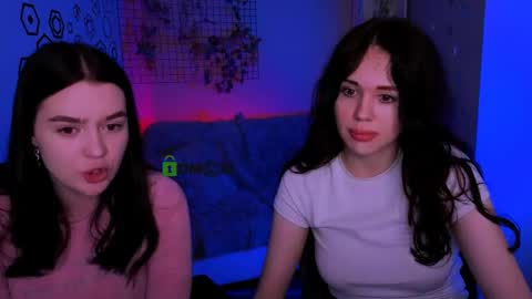 Meow online show from April 27, 7:23 pm