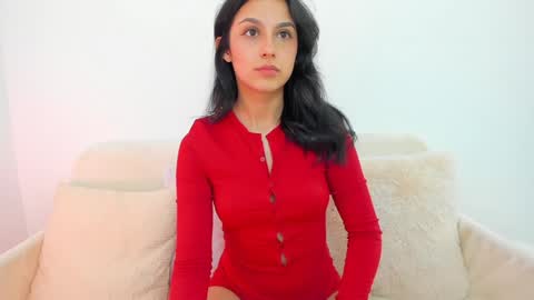 Snapshot of riley_tin chatting on January 7, 12:41 pm riley_tin online show from January 7, 12:41 pm