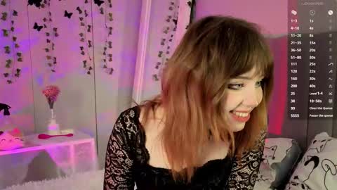 Snapshot of riley_vice chatting on November 22, 8:24 am Sofia online show from November 22, 8:24 am