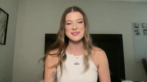 Snapshot of rileydepp chatting on December 3, 10:19 pm riley depp online show from December 3, 10:19 pm