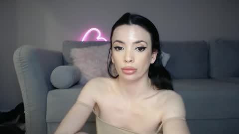 RileyEve online show from January 8, 10:56 pm