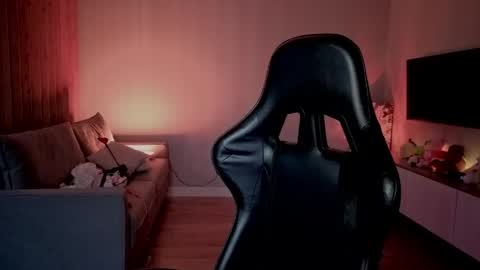 rileymee online show from April 25, 1:08 am