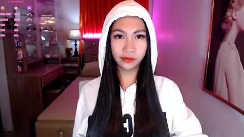 Snapshot of rileymillerx chatting on January 7, 1:17 am Riley online show from January 7, 1:17 am