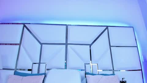 Riley online show from February 1, 12:05 pm