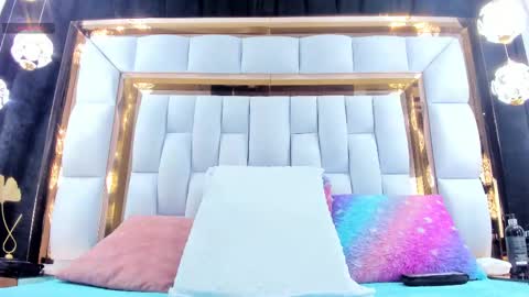 Riley online show from September 18, 11:45 am