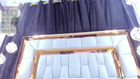 Riley online show from December 16, 11:48 am