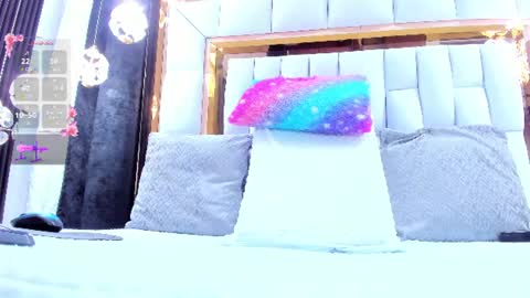 Snapshot of rileysweett chatting on June 30, 12:28 pm Riley online show from June 30, 12:28 pm