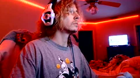 Snapshot of rimmyblondeass chatting on May 18, 7:47 am TheRealCatNoir online show from May 18, 7:47 am
