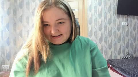 Snapshot of rina16 chatting on April 2, 1:20 pm rina16 online show from April 2, 1:20 pm