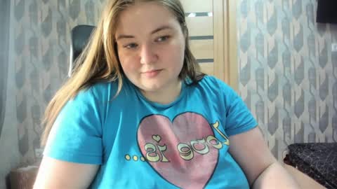 Snapshot of rina16 chatting on April 7, 4:40 pm rina16 online show from April 7, 4:40 pm