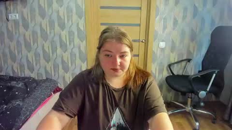 Snapshot of rina16 chatting on July 16, 8:42 am rina16 online show from July 16, 8:42 am