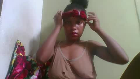 rinah654271 online show from March 15, 3:51 pm