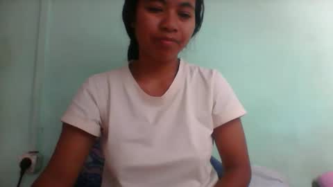 Snapshot of rinah856024 chatting on November 25, 2:44 am rinah856024 online show from November 25, 2:44 am