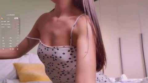 Snapshot of rinassecret chatting on December 14, 6:34 pm Rina online show from December 14, 6:34 pm