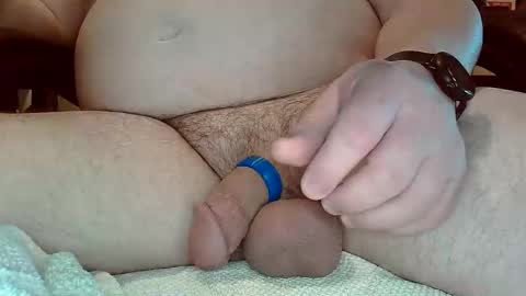 Snapshot of ringaroundmycock chatting on May 17, 2:57 pm ringaroundmycock online show from May 17, 2:57 pm