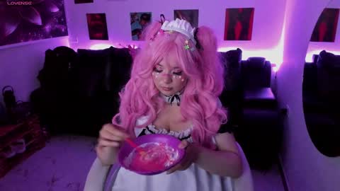 Snapshot of rini_bunny chatting on October 28, 4:16 am rini online show from October 28, 4:16 am