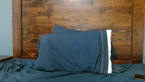 Snapshot of riomorado chatting on March 4, 12:18 am Rio Morado online show from March 4, 12:18 am