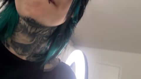   DianaBrite            fansl y online show from June 27, 12:22 pm