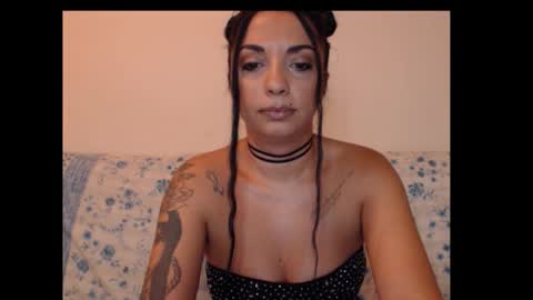 riri_mojo_92 online show from October 13, 8:20 pm