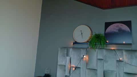 RIRI  online show from November 29, 11:35 am