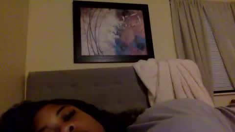 riririchelle online show from December 14, 2:39 am