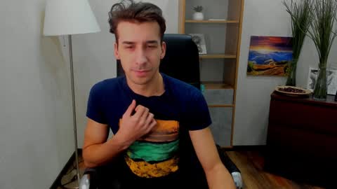 Snapshot of rishu_ chatting on January 11, 10:19 am VAnitas online show from January 11, 10:19 am