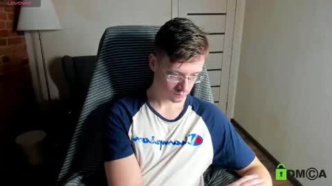 Snapshot of rishu_ chatting on November 30, 1:26 pm VAnitas online show from November 30, 1:26 pm