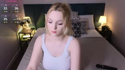 Snapshot of rita_sun_ chatting on November 9, 10:24 am Rita 3 online show from November 9, 10:24 am