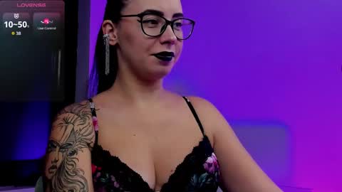 Snapshot of ritasunset chatting on November 12, 1:44 pm Miss Rita online show from November 12, 1:44 pm