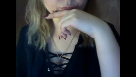 Snapshot of riveramaureen chatting on January 6, 6:25 am RiveraMaureen online show from January 6, 6:25 am