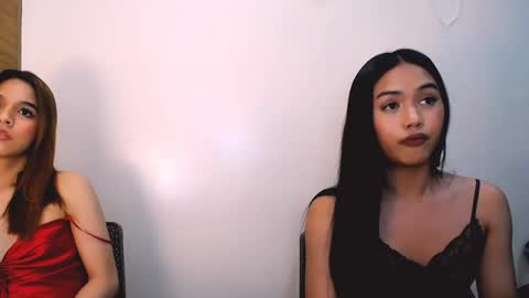 Snapshot of riyah_parker chatting on June 5, 6:52 am riyah_parker online show from June 5, 6:52 am