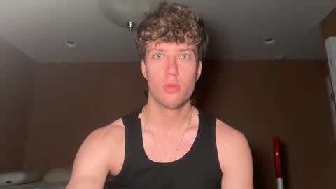 rjbrown03 online show from March 30, 6:36 am