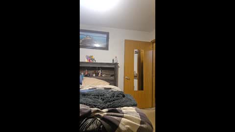 Snapshot of rjeanr chatting on February 15, 6:48 pm Randiz online show from February 15, 6:48 pm