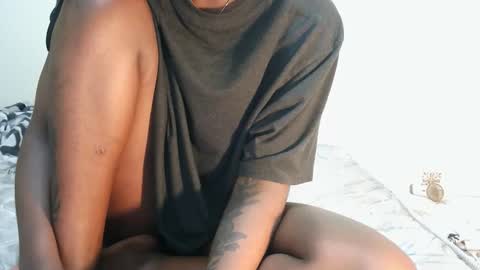 rlessing2 online show from November 10, 6:40 pm