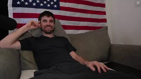 Ryan aka KeylimeRy online show from July 1, 12:07 pm
