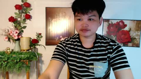 Snapshot of rnl_cum chatting on July 18, 9:35 am RICH MY GOAL online show from July 18, 9:35 am