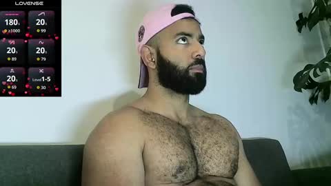 SebasRoa online show from October 27, 6:45 pm