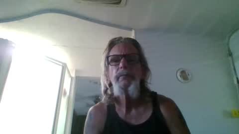 Snapshot of roadie1964 chatting on October 27, 2:32 pm Roadie online show from October 27, 2:32 pm