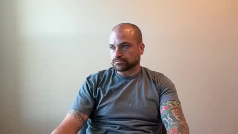 Snapshot of roadking1122 chatting on November 5, 4:51 pm roadking1122 online show from November 5, 4:51 pm