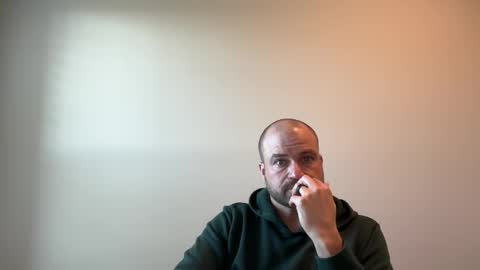 Snapshot of roadking1122 chatting on December 3, 6:06 pm roadking1122 online show from December 3, 6:06 pm