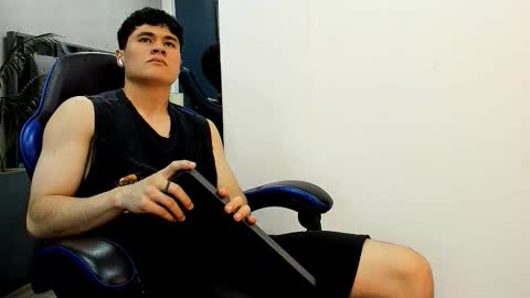 Roan Birkin online show from October 31, 7:59 pm