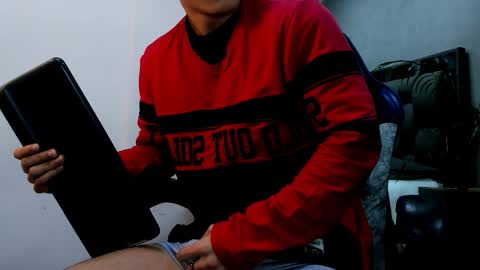 Roan Birkin online show from January 6, 9:39 pm