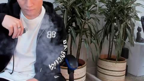 Roan Birkin online show from April 30, 7:42 pm