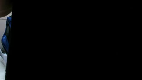 Snapshot of roan_birkin chatting on May 19, 7:31 pm Roan Birkin online show from May 19, 7:31 pm