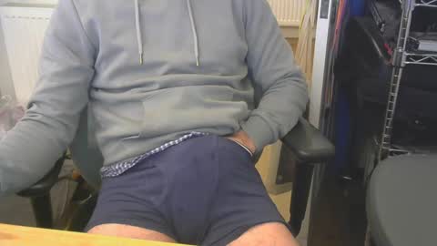 rob3616 online show from December 5, 9:50 pm