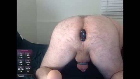 Snapshot of robbiela420 chatting on December 2, 2:17 am RobbieLA online show from December 2, 2:17 am