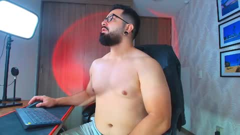Robby online show from May 17, 3:26 am