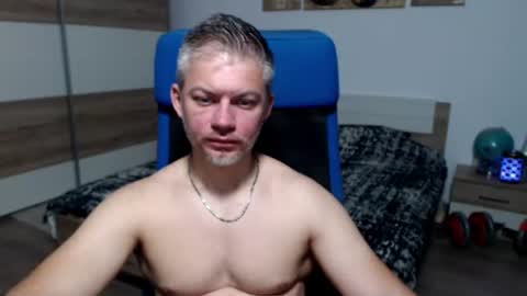 Snapshot of robbyshawz chatting on June 23, 4:10 am robbyshawz online show from June 23, 4:10 am