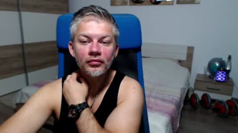 Snapshot of robbyshawz chatting on July 19, 4:27 am robbyshawz online show from July 19, 4:27 am