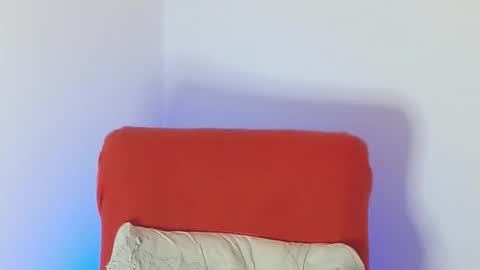 Snapshot of robert_leroy chatting on November 5, 8:09 pm Stiven - online show from November 5, 8:09 pm